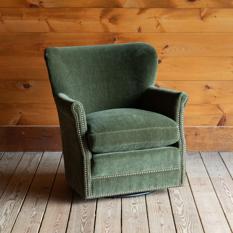 Large Hawthorn Fanback Chair in Everest Forest