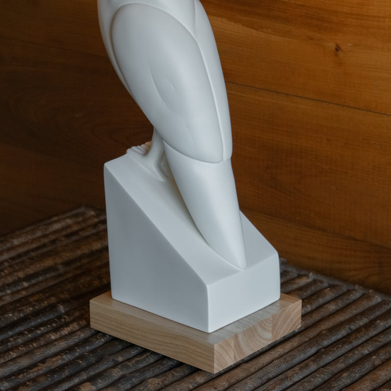 White Owl Sculpture Table Lamp with Grasscloth Shade, Base Detail